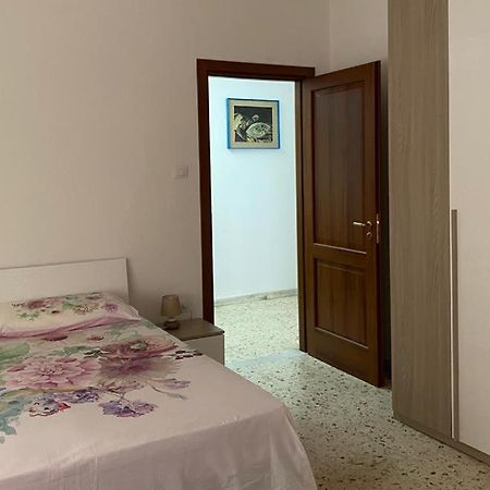 Golden House Apartment Palmi Bagian luar foto