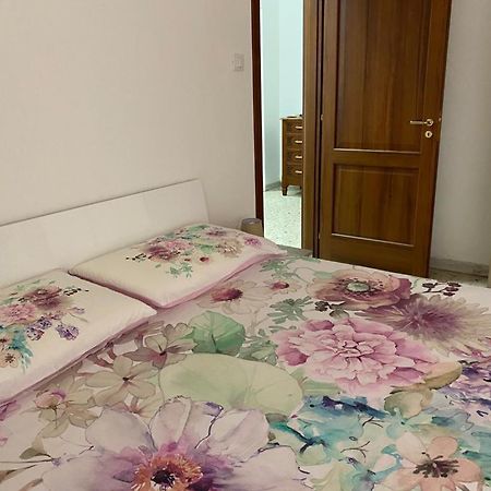 Golden House Apartment Palmi Bagian luar foto