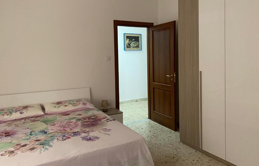 Golden House Apartment Palmi Bagian luar foto